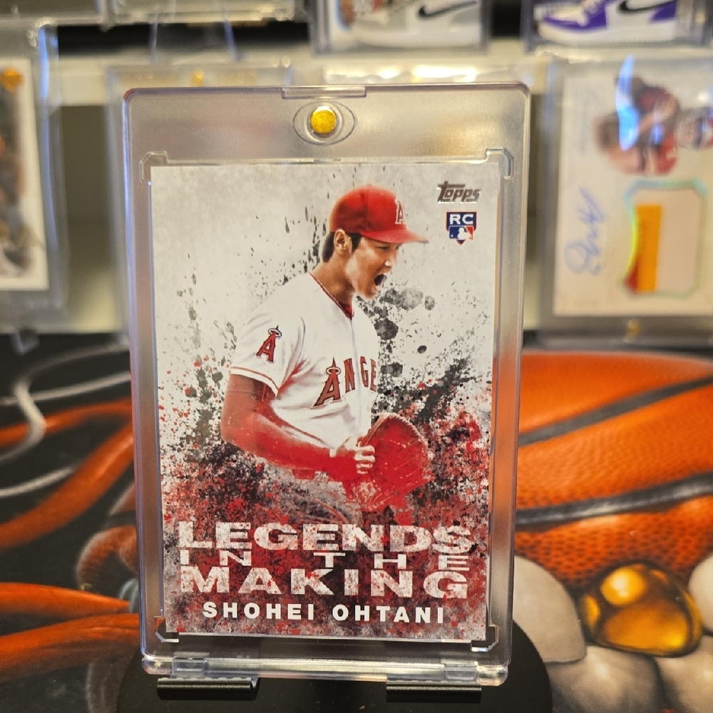 Topps Legends in the Making Picture Frame - Red and White